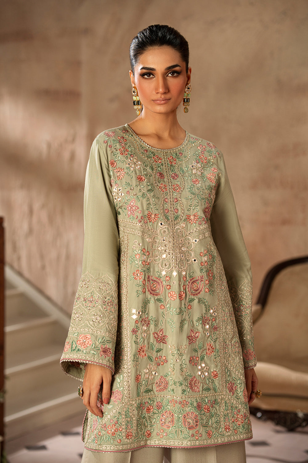 EMBROIDERED SUIT (E0789/104/122)