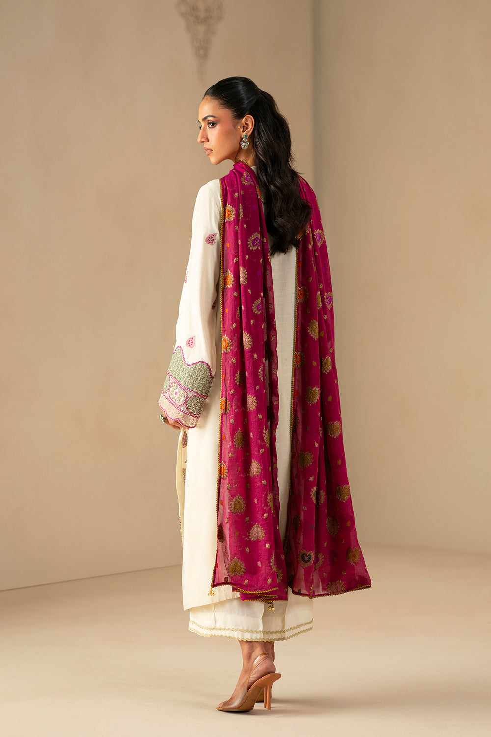 EMBROIDERED SUIT (E0794/203/002)