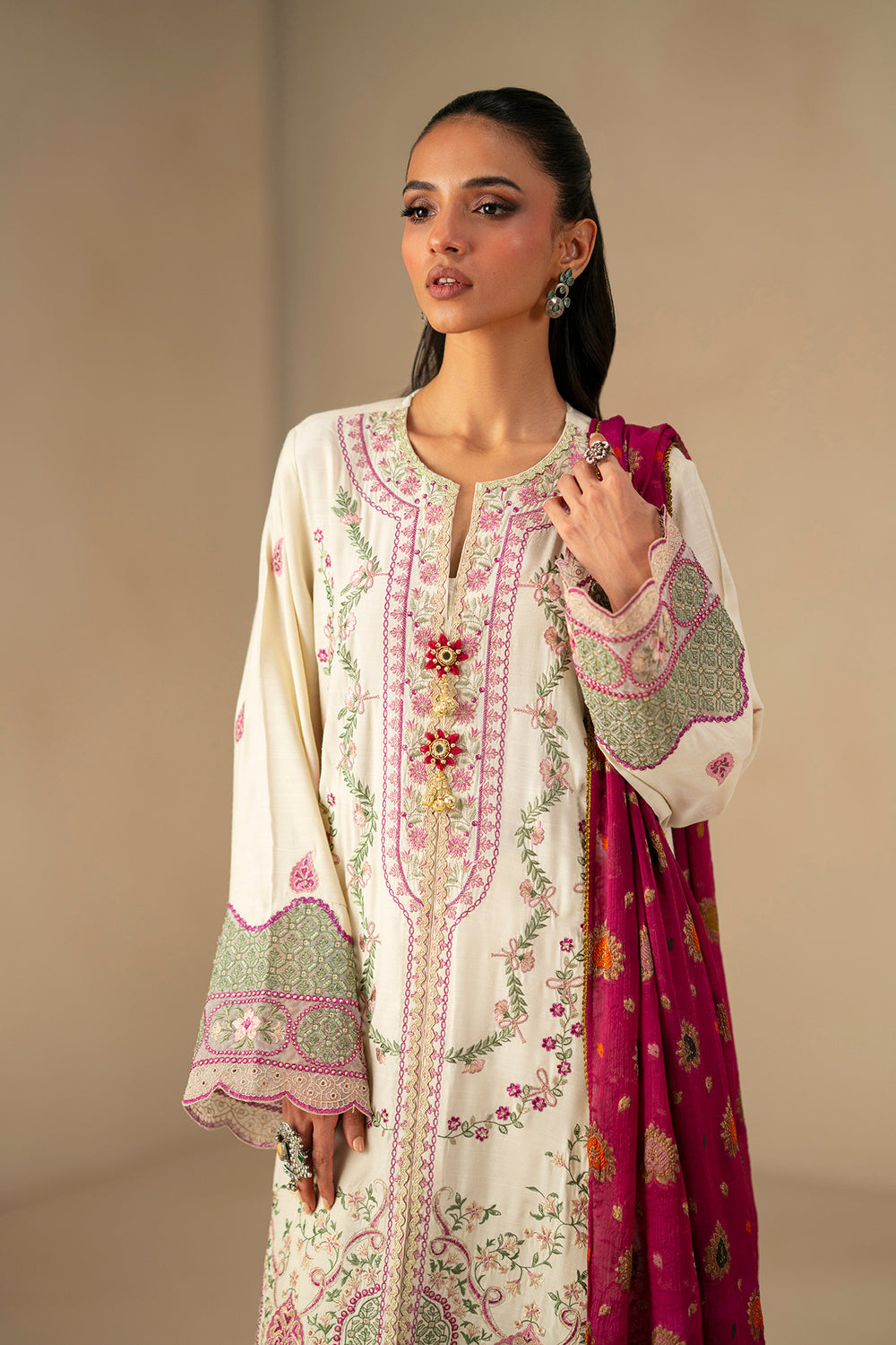 EMBROIDERED SUIT (E0794/203/002)