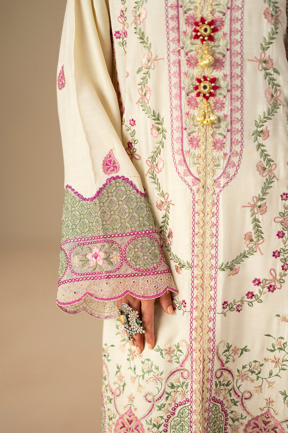 EMBROIDERED SUIT (E0794/203/002)