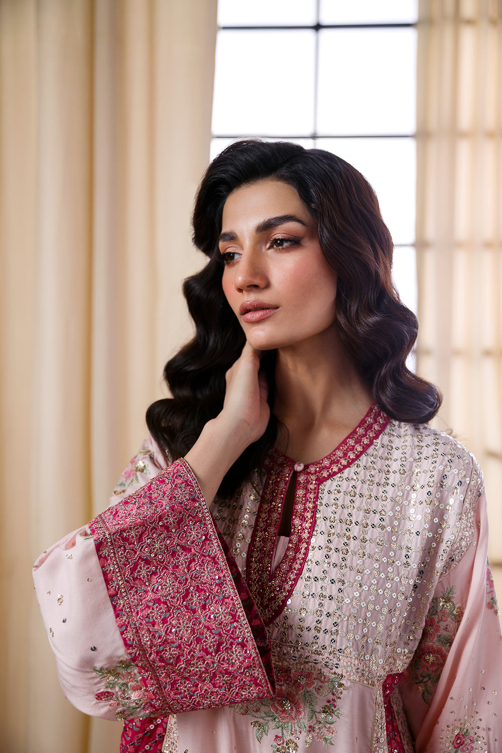 EMBROIDERED SUIT (E0802/104/316)