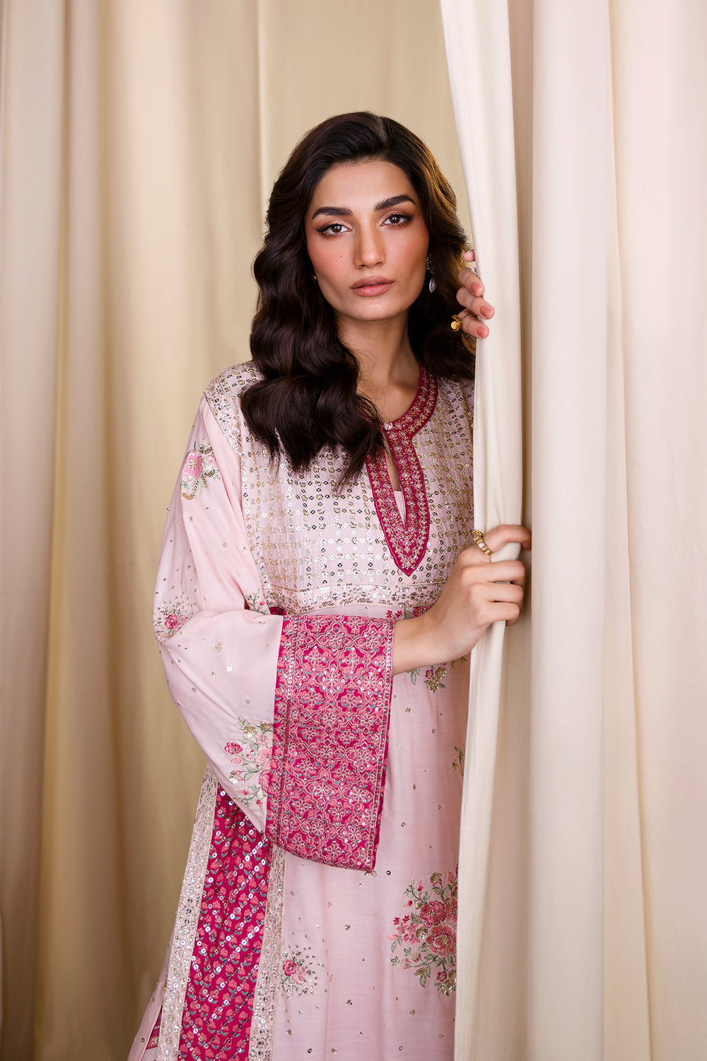 EMBROIDERED SUIT (E0802/104/316)