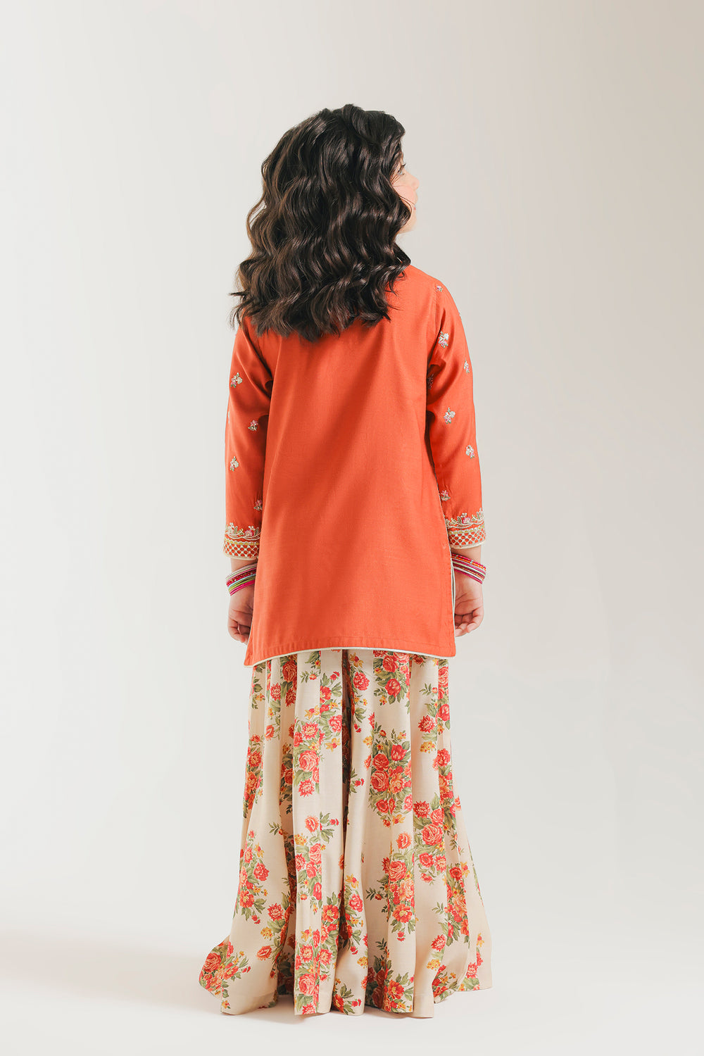 EMBROIDERED SUIT (E0805/404/211 E0805/304/211)