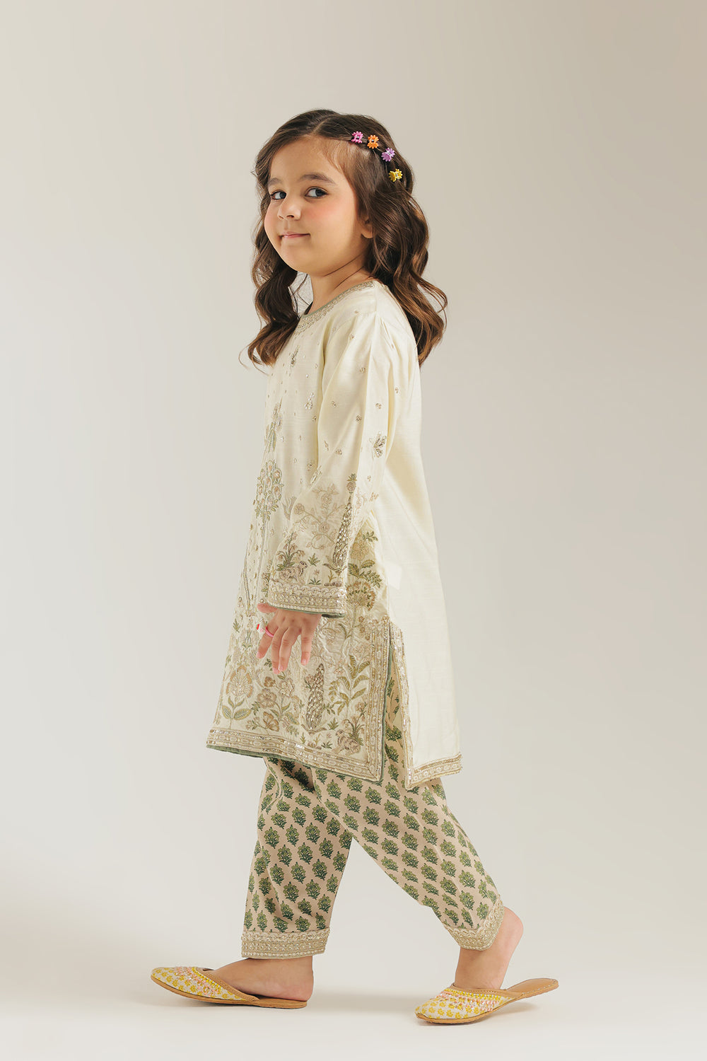 EMBROIDERED SUIT (E0809/404/115 E0809/304/115)