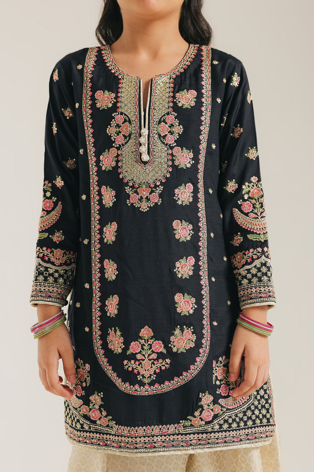 EMBROIDERED SUIT (E0810/404/902 E0810/304/902)