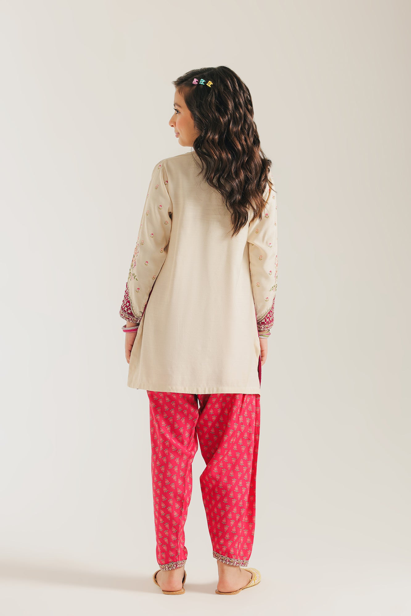 EMBROIDERED SUIT (E0814/404/005 E0814/304/005)