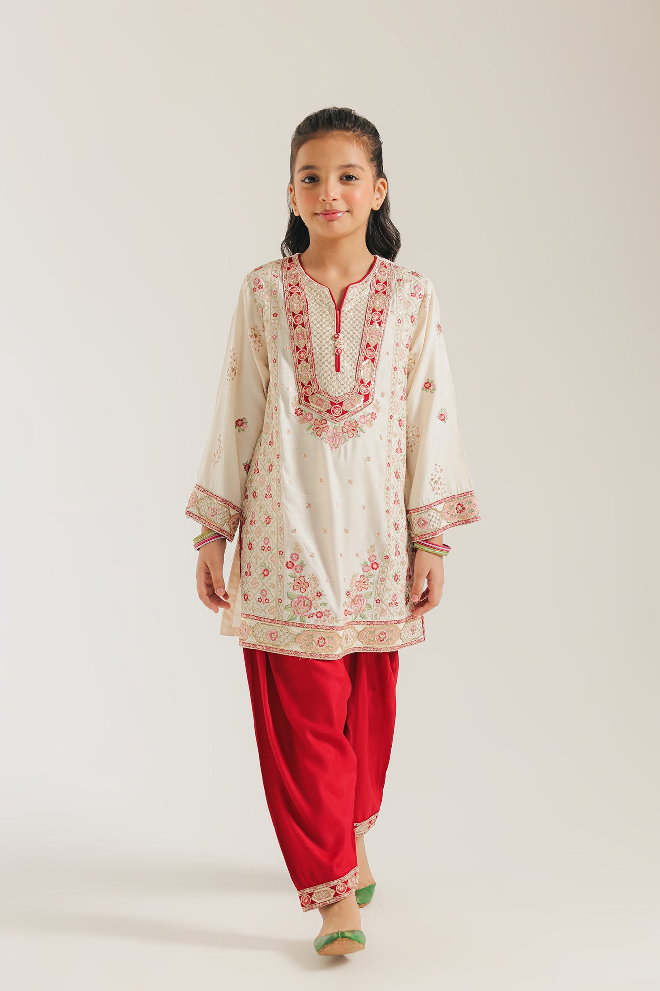 EMBROIDERED SUIT (E0815/404/002 E0815/304/002)