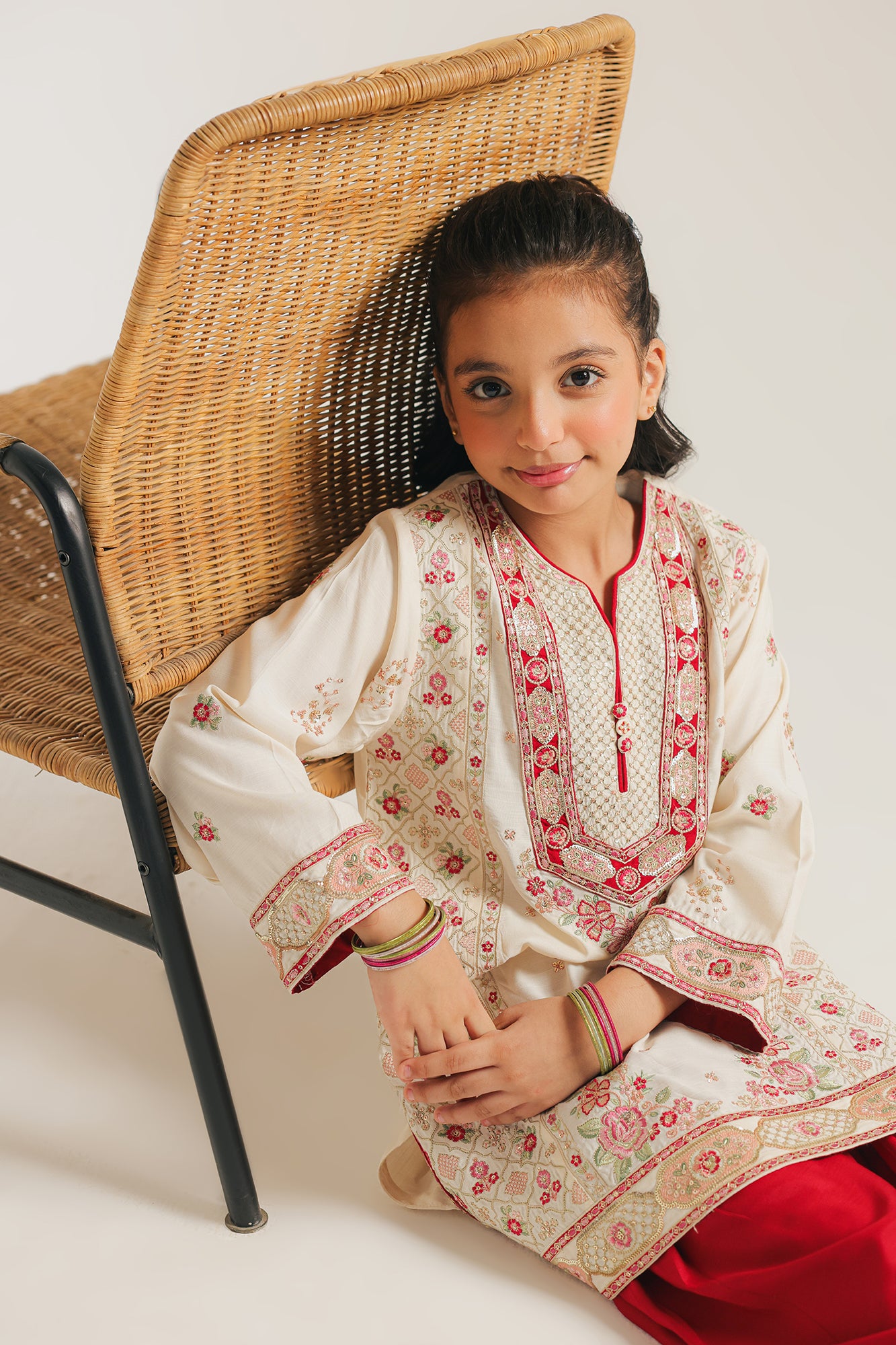 EMBROIDERED SUIT (E0815/404/002 E0815/304/002)