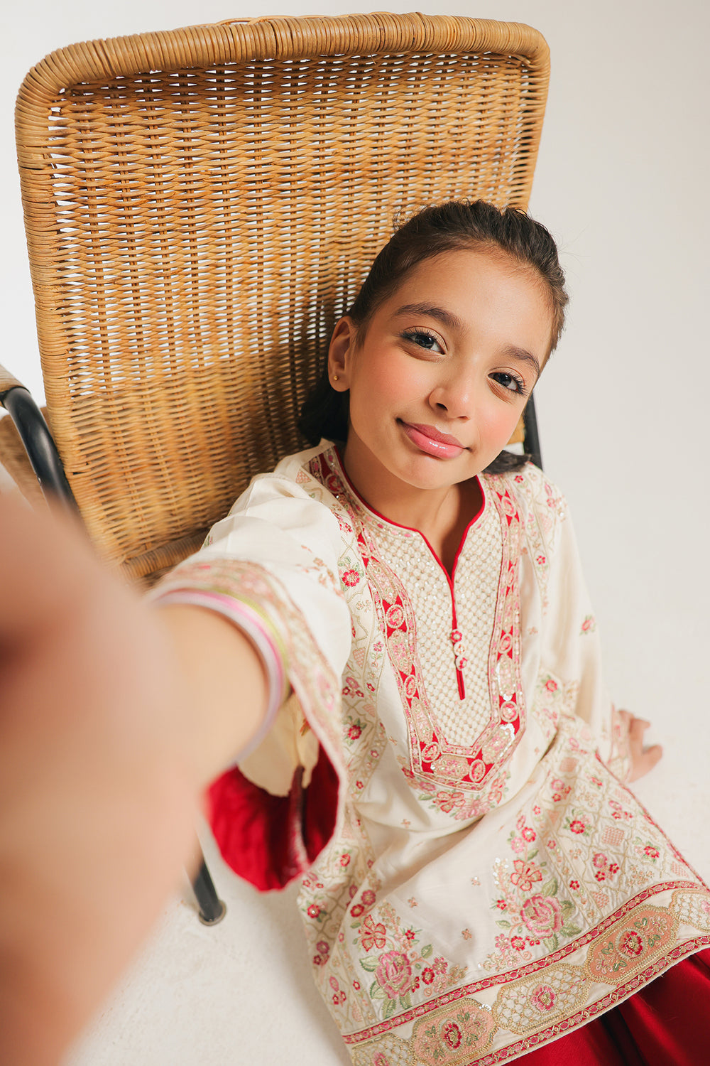 EMBROIDERED SUIT (E0815/404/002 E0815/304/002)