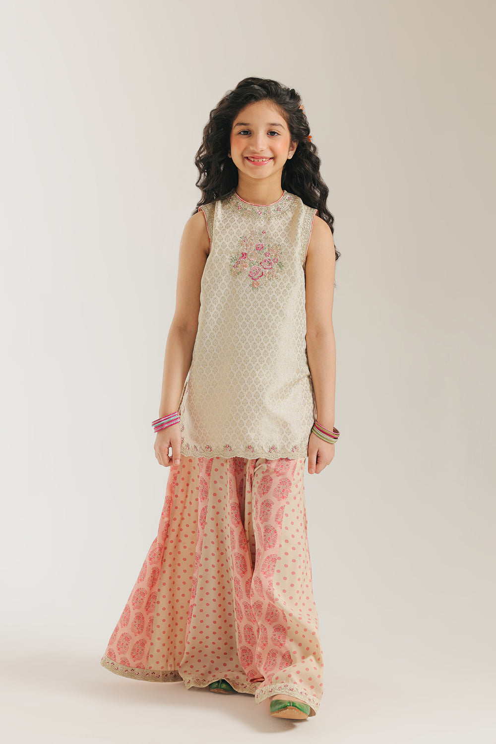 EMBROIDERED SUIT (E0818/404/002 E0818/304/002)