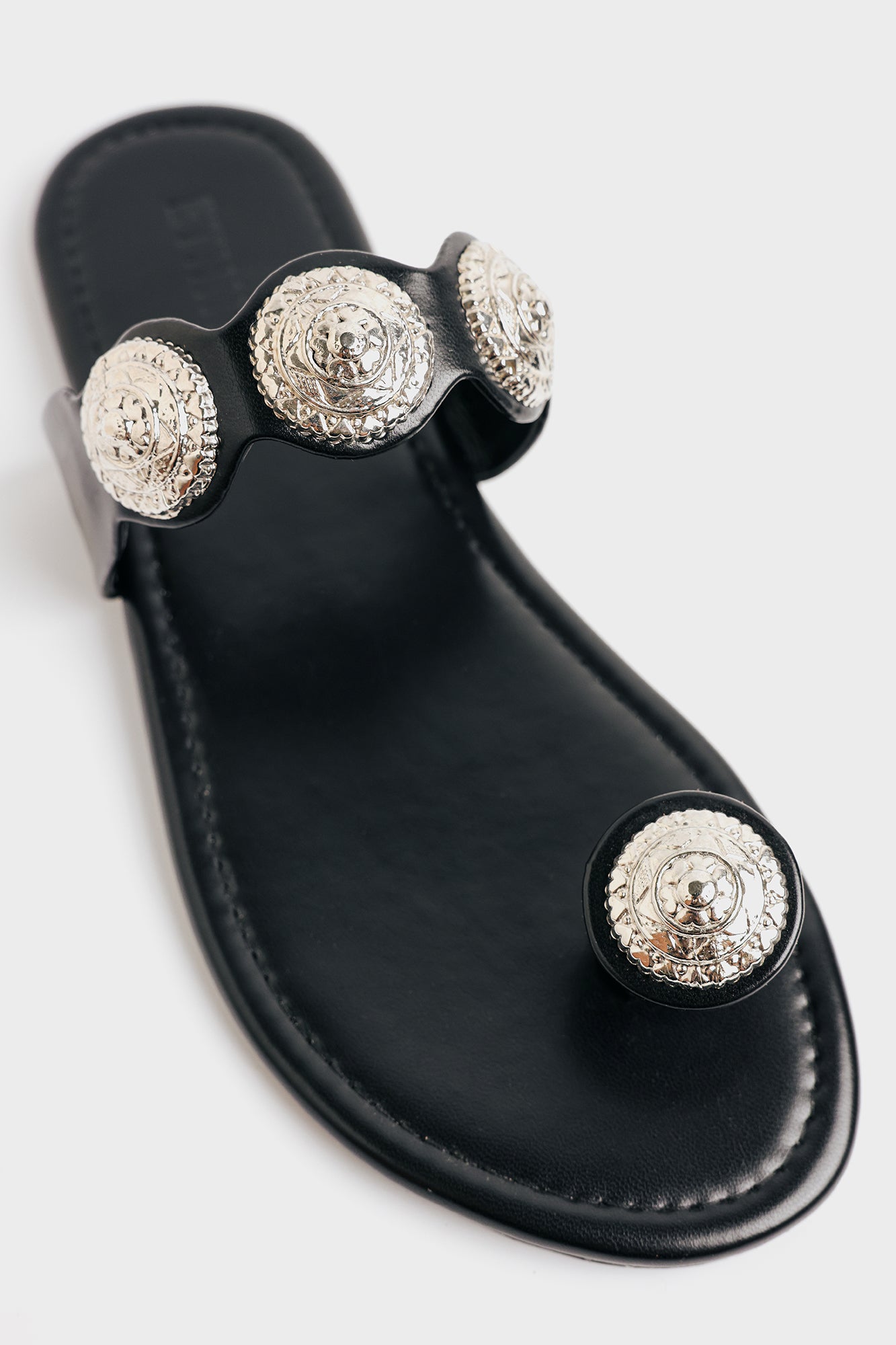 KHOLA PURI (E0835/109/901)