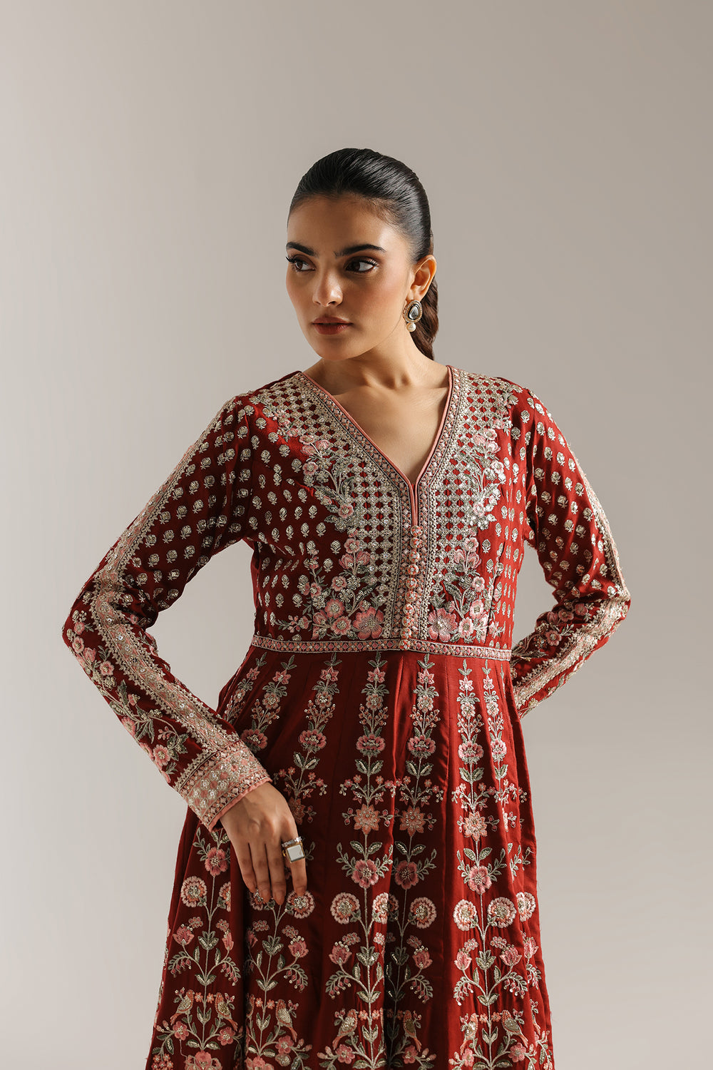 EMBROIDERED PISHWAS (E0840/104/414)