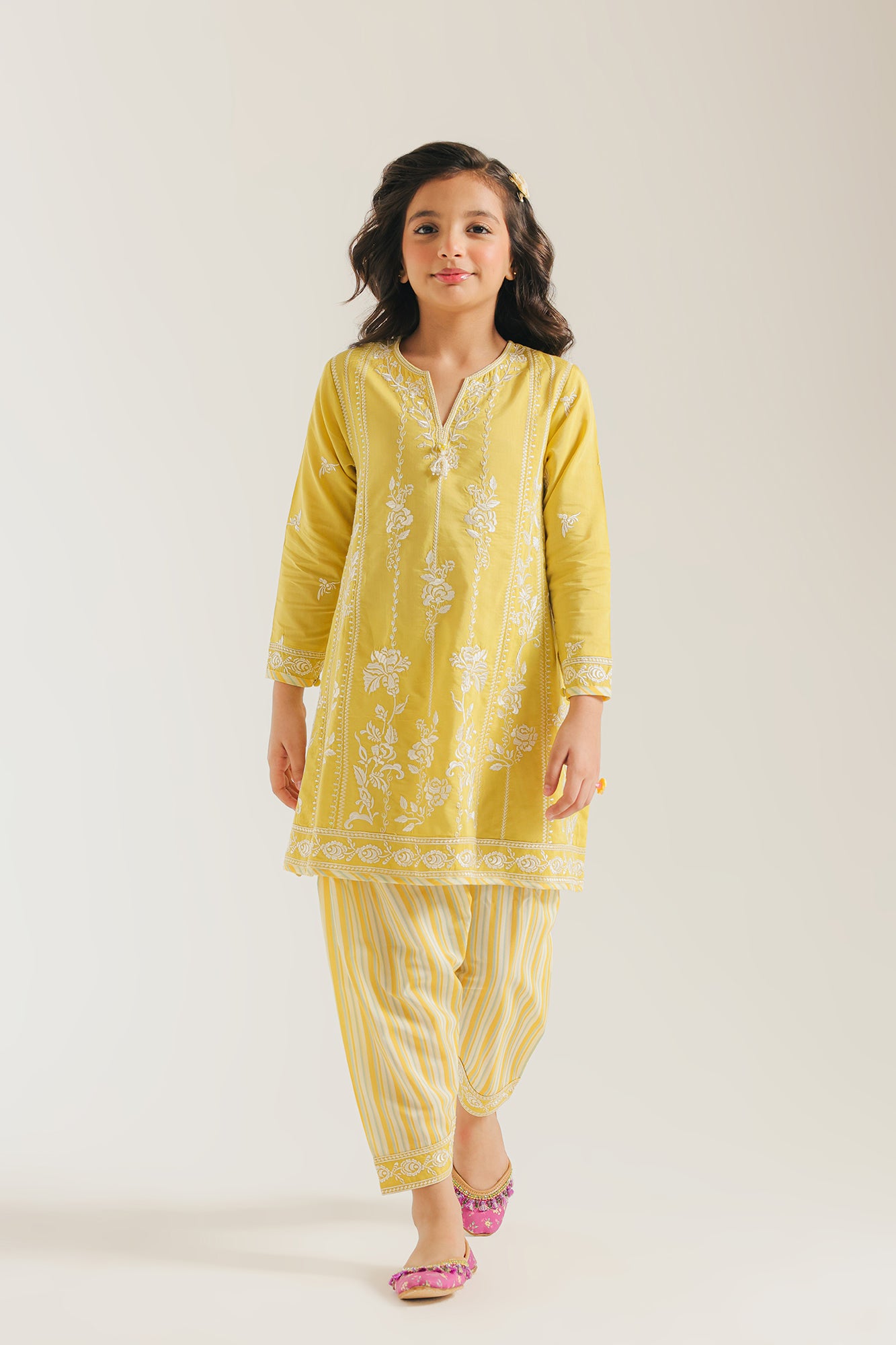 EMBROIDERED SUIT (E0848/404/109 E0848/304/109)