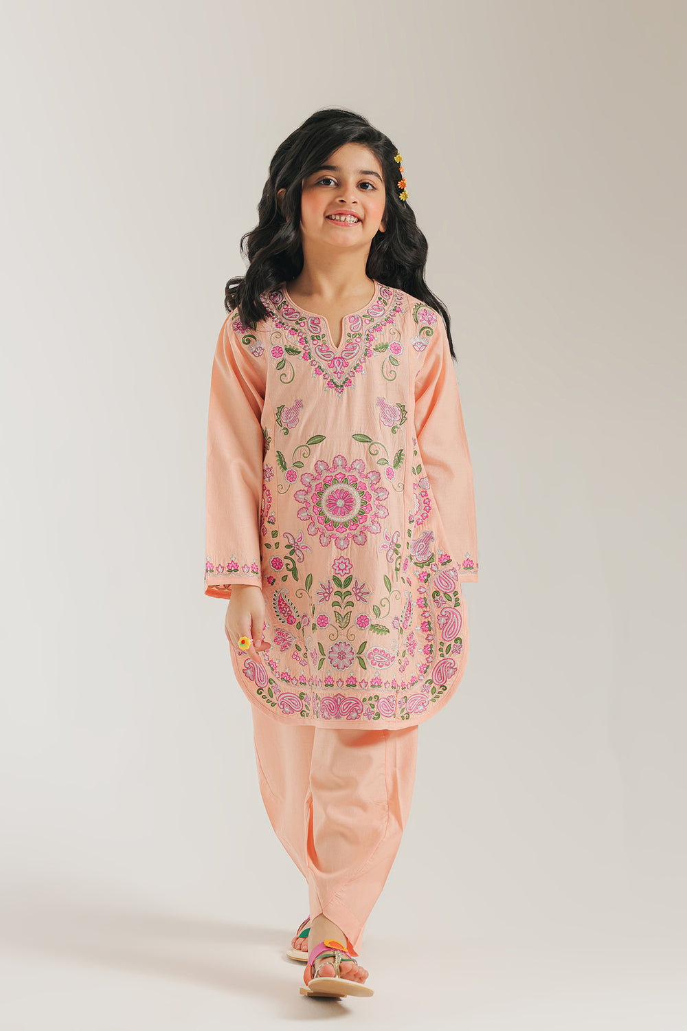 EMBROIDERED SUIT (E0851/404/315 E0851/304/315)