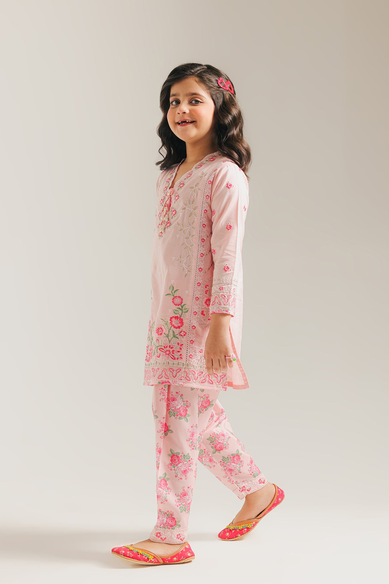 EMBROIDERED SUIT (E0858/404/427 E0858/304/427)