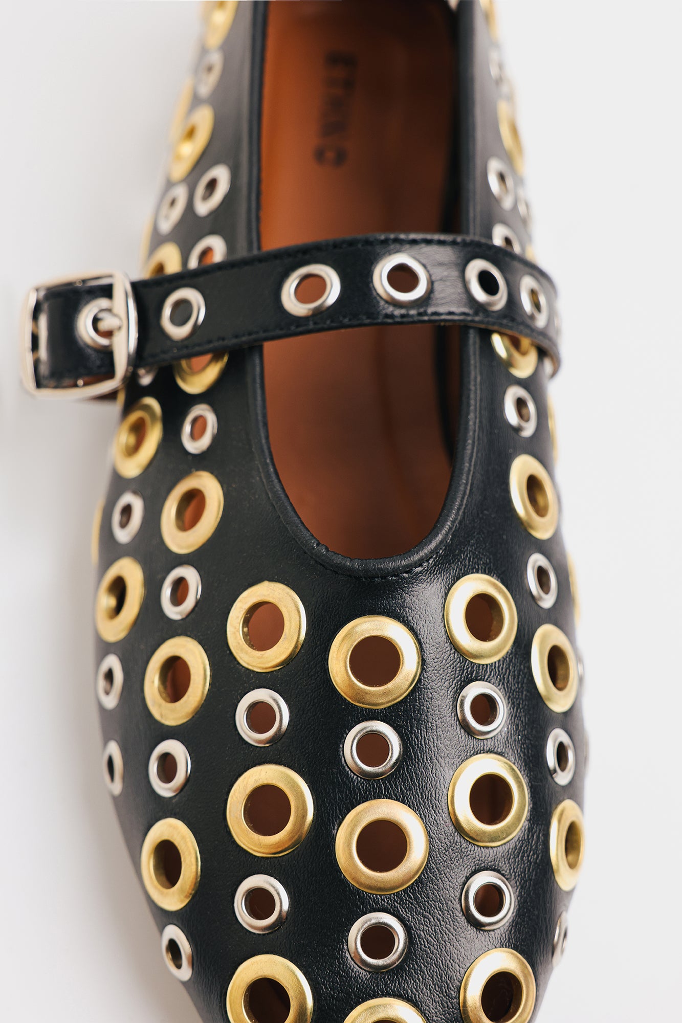 PUMPS (E0915/109/901)