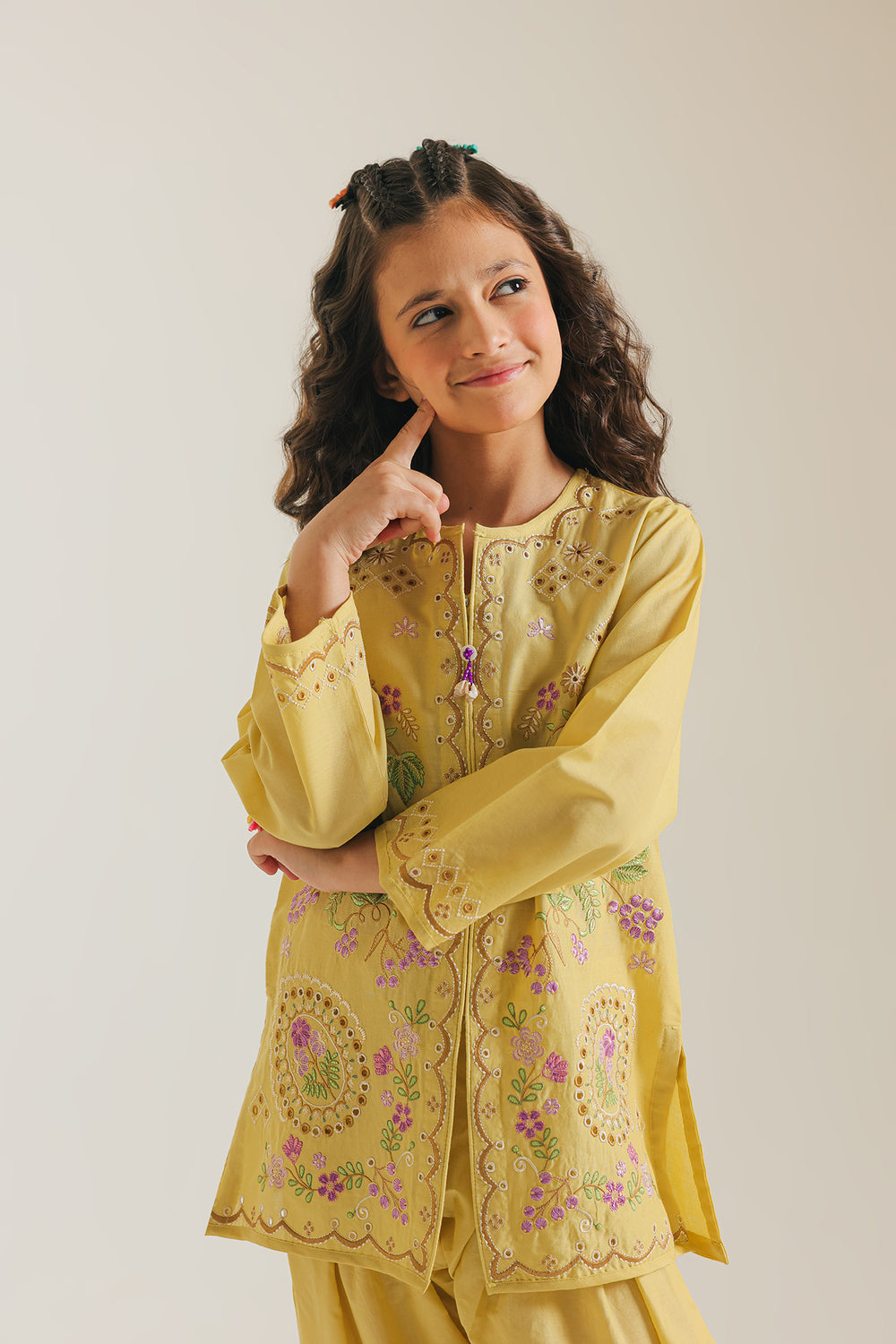 EMBROIDERED SUIT (E1042/402/110 E1042/302/110)