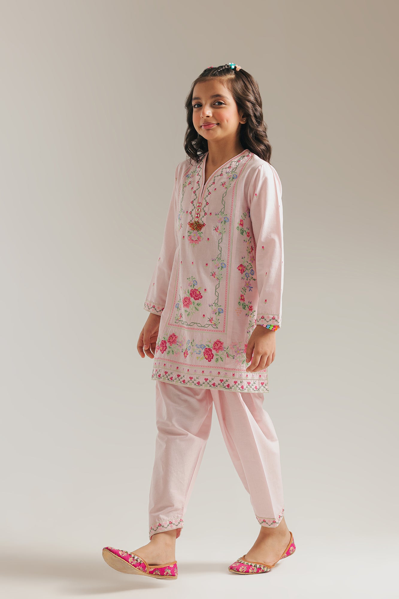 EMBROIDERED SUIT (E1063/402/316 E1063/302/316)