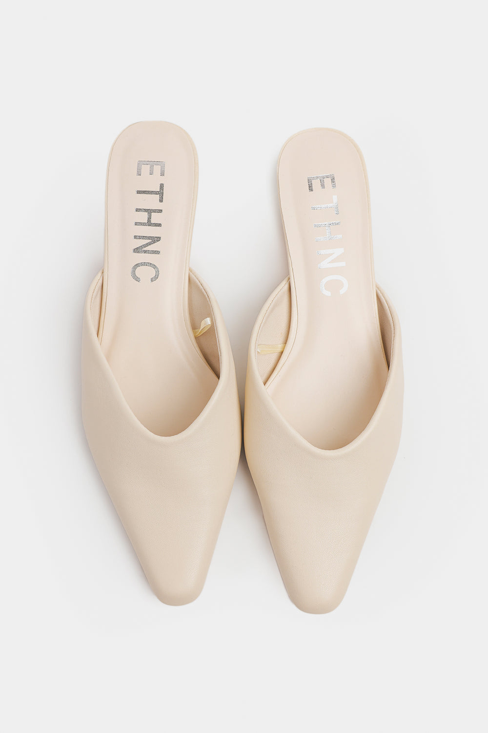 HEELS (E1148/109/002)