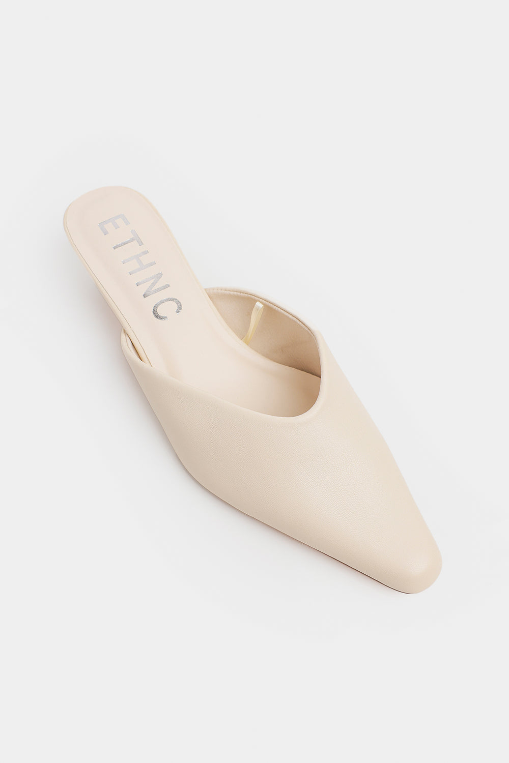 HEELS (E1148/109/002)