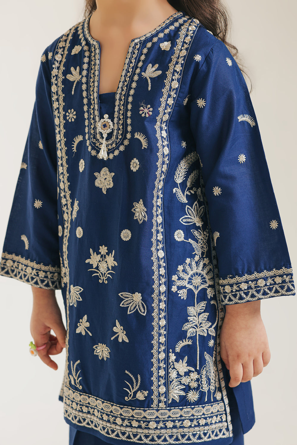 EMBROIDERED SUIT (E1207/402/619 E1207/302/619)