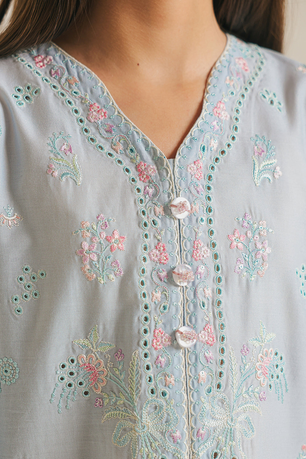 EMBROIDERED SUIT (E1214/402/720 E1214/302/720)