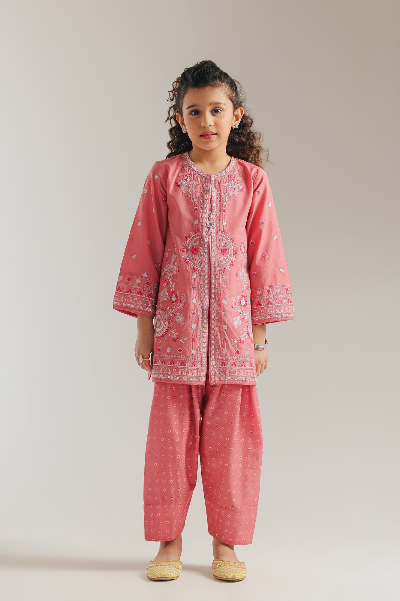 EMBROIDERED SUIT (E1222/402/314 E1222/302/314)