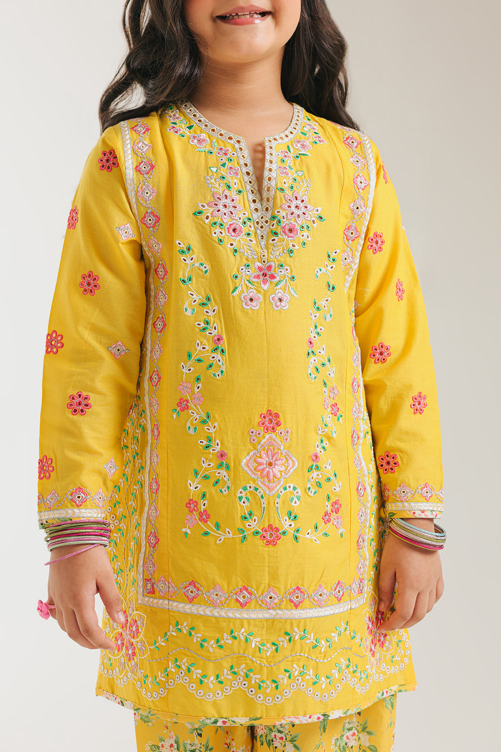 EMBROIDERED SUIT (E1225/402/106 E1225/302/106)
