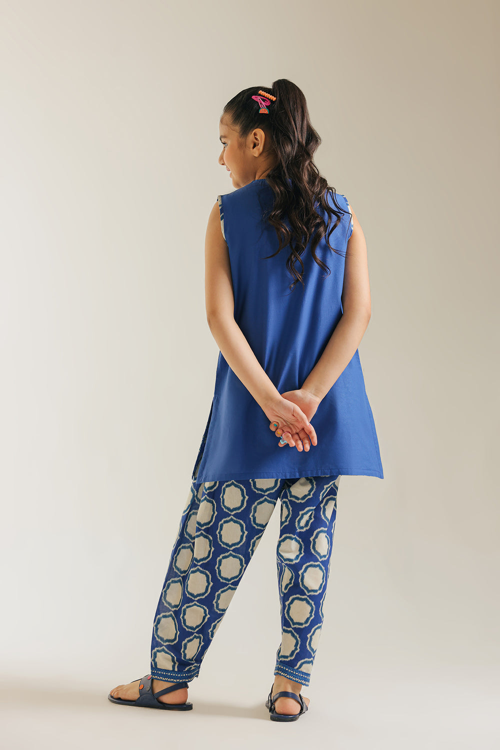 EMBROIDERED SUIT (E1230/402/603 E1230/302/603)