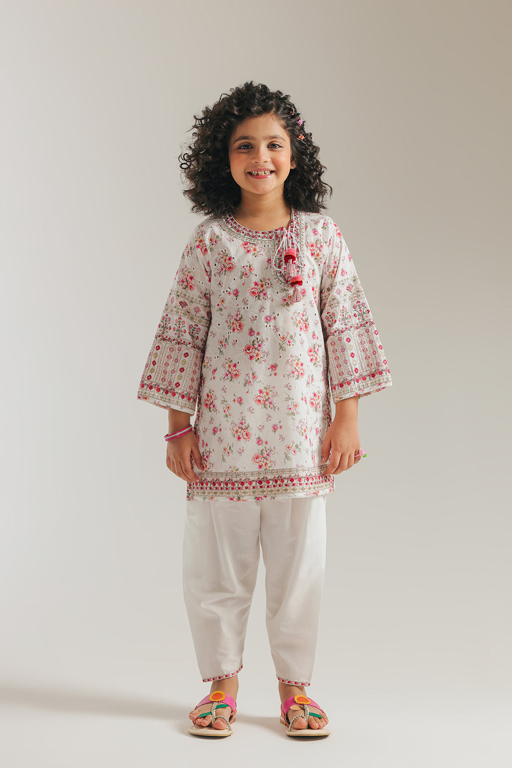 EMBROIDERED SUIT (E1237/402/001 E1237/302/001)