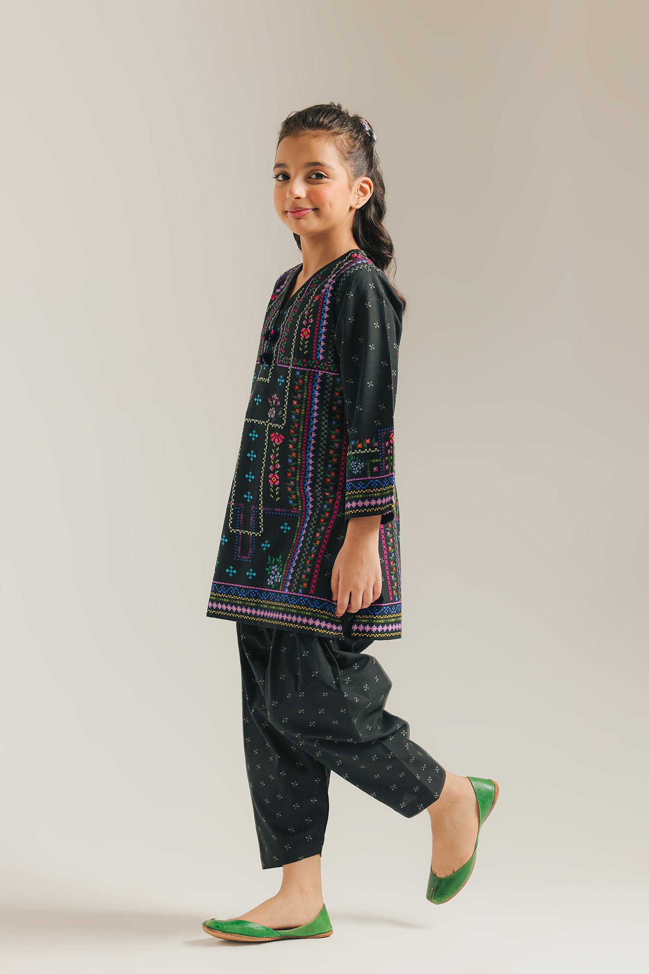 PRINTED SUIT (E1300/402/901 E1300/302/901)