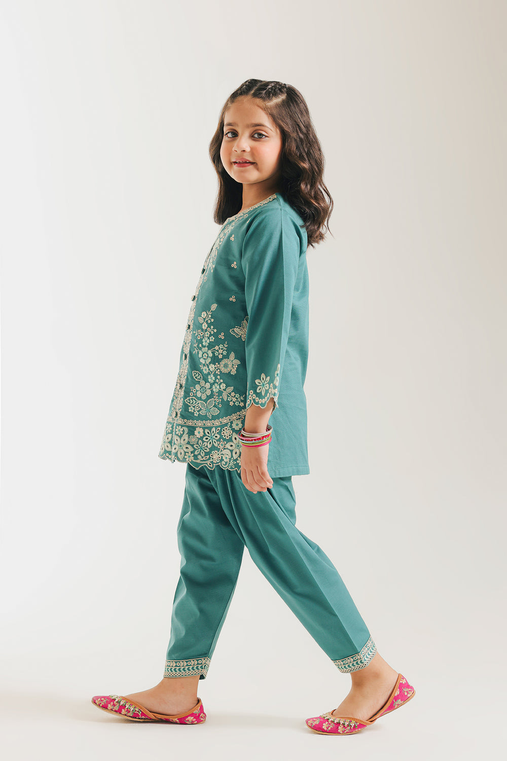 EMBROIDERED SUIT (E1345/402/713 E1345/302/713)