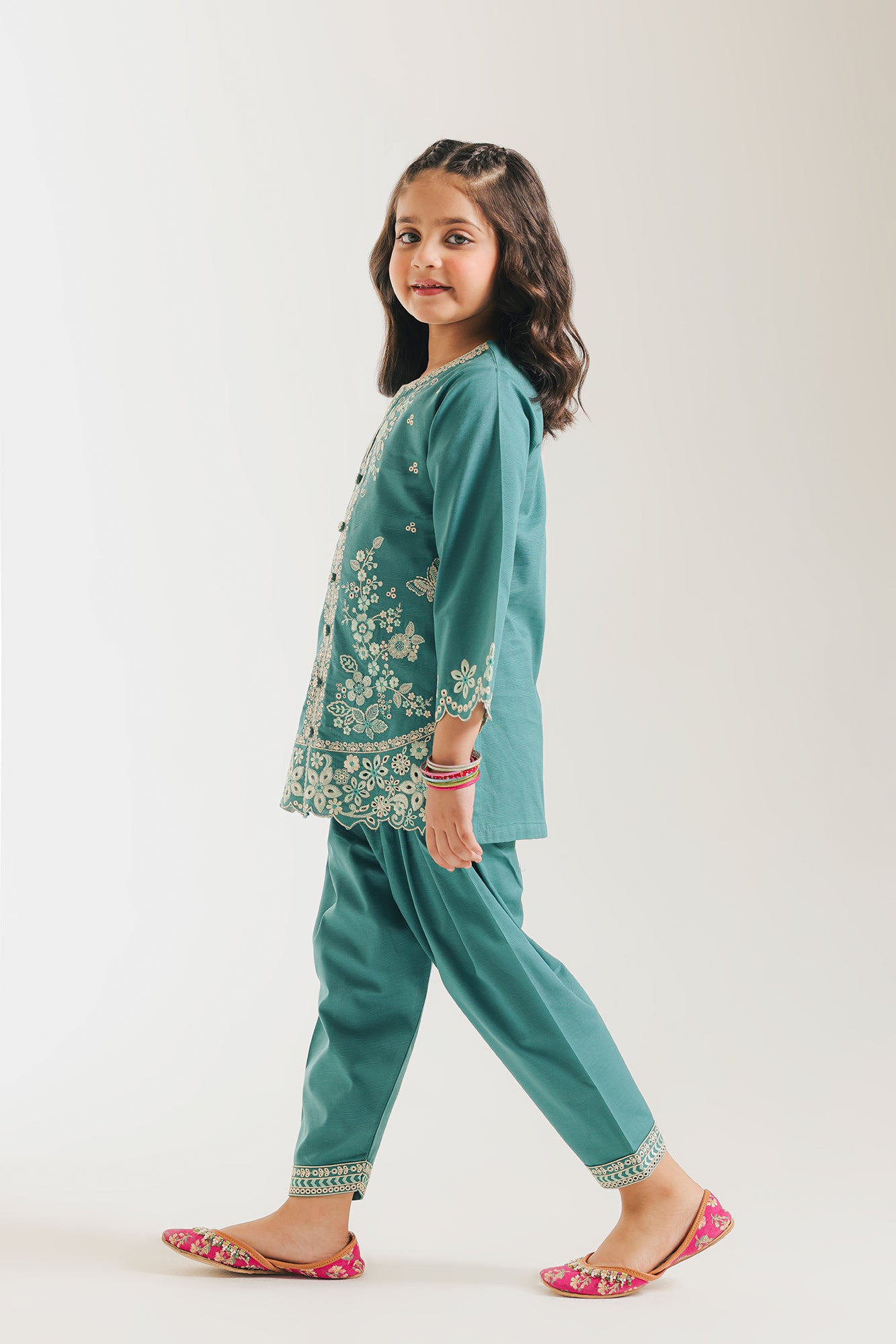 EMBROIDERED SUIT (E1345/402/713 E1345/302/713)
