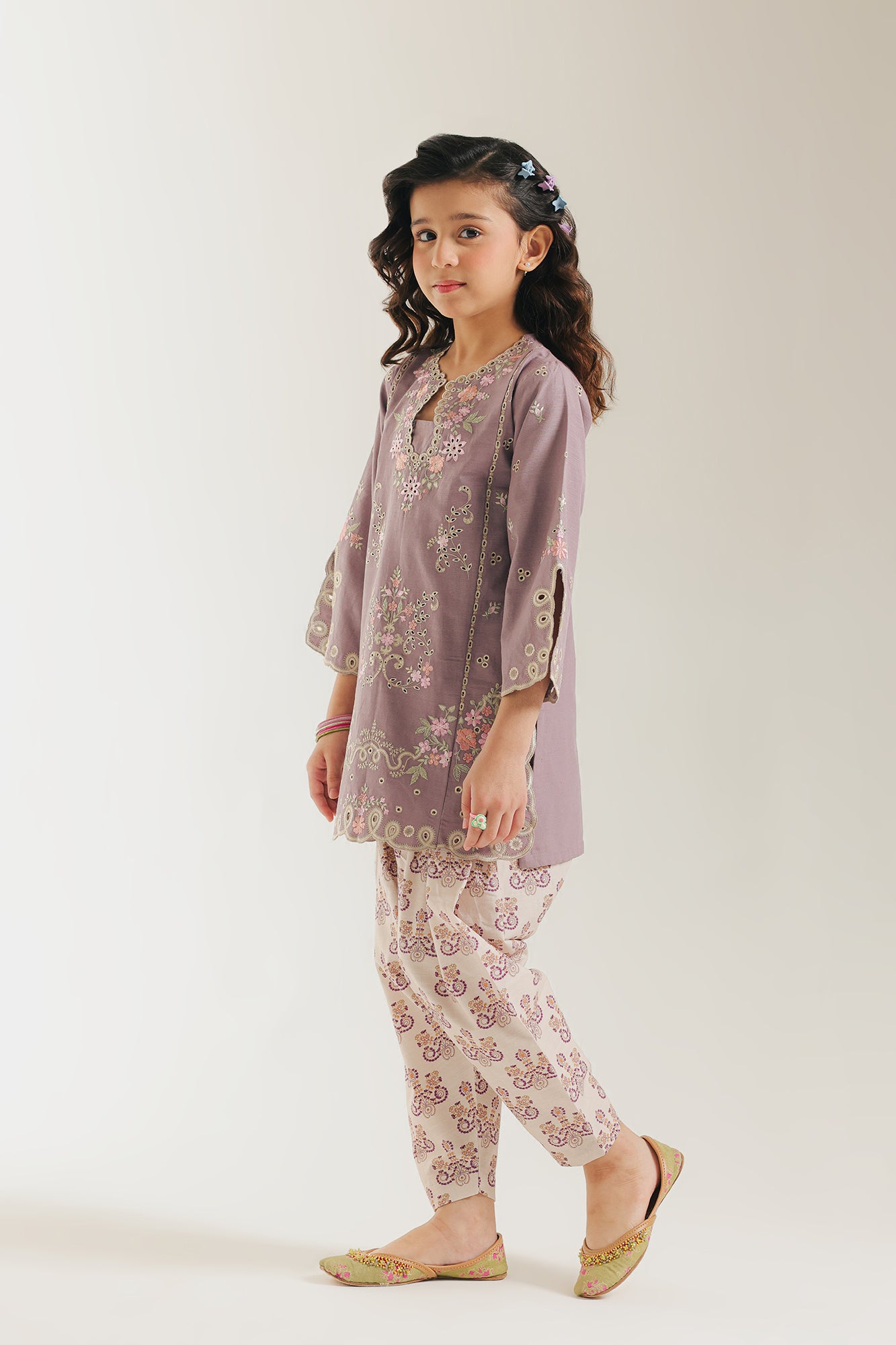 EMBROIDERED SUIT (E1352/402/514 E1352/302/514)