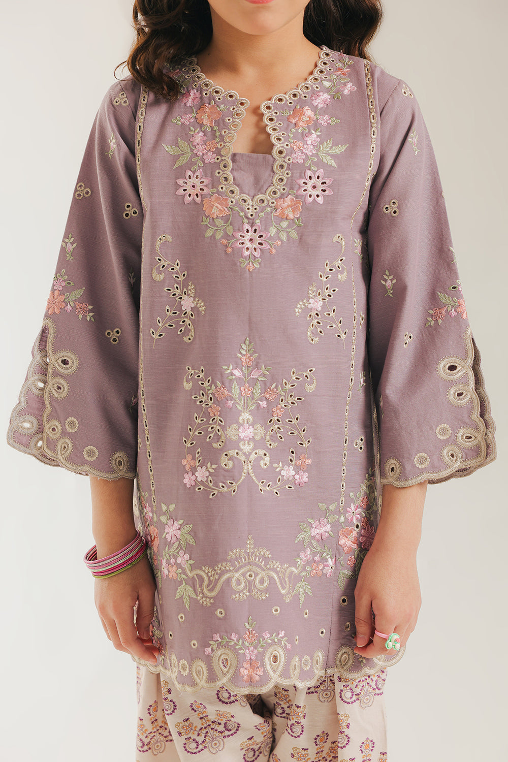 EMBROIDERED SUIT (E1352/402/514 E1352/302/514)