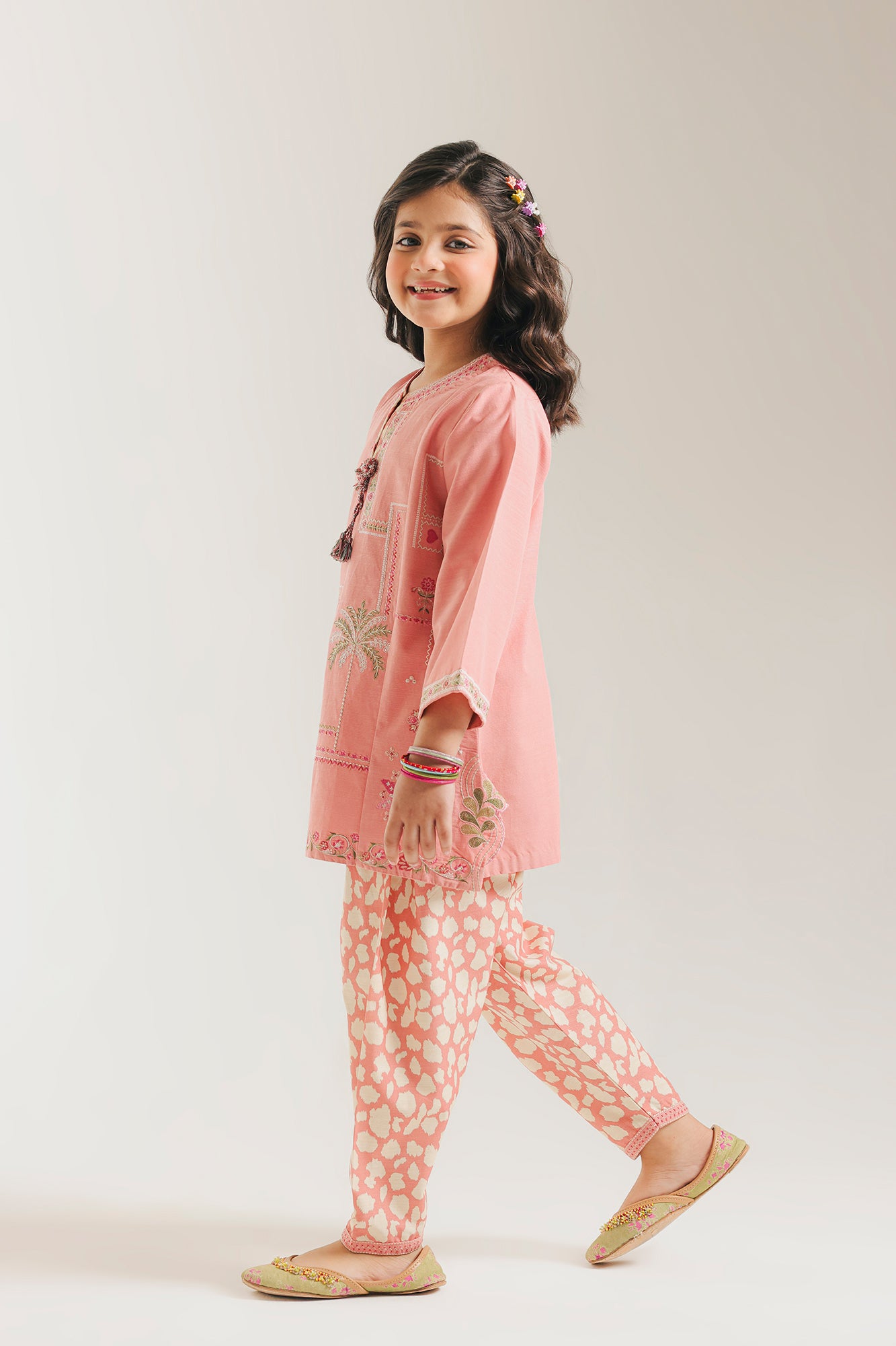EMBROIDERED SUIT (E1357/402/419 E1357/302/419)