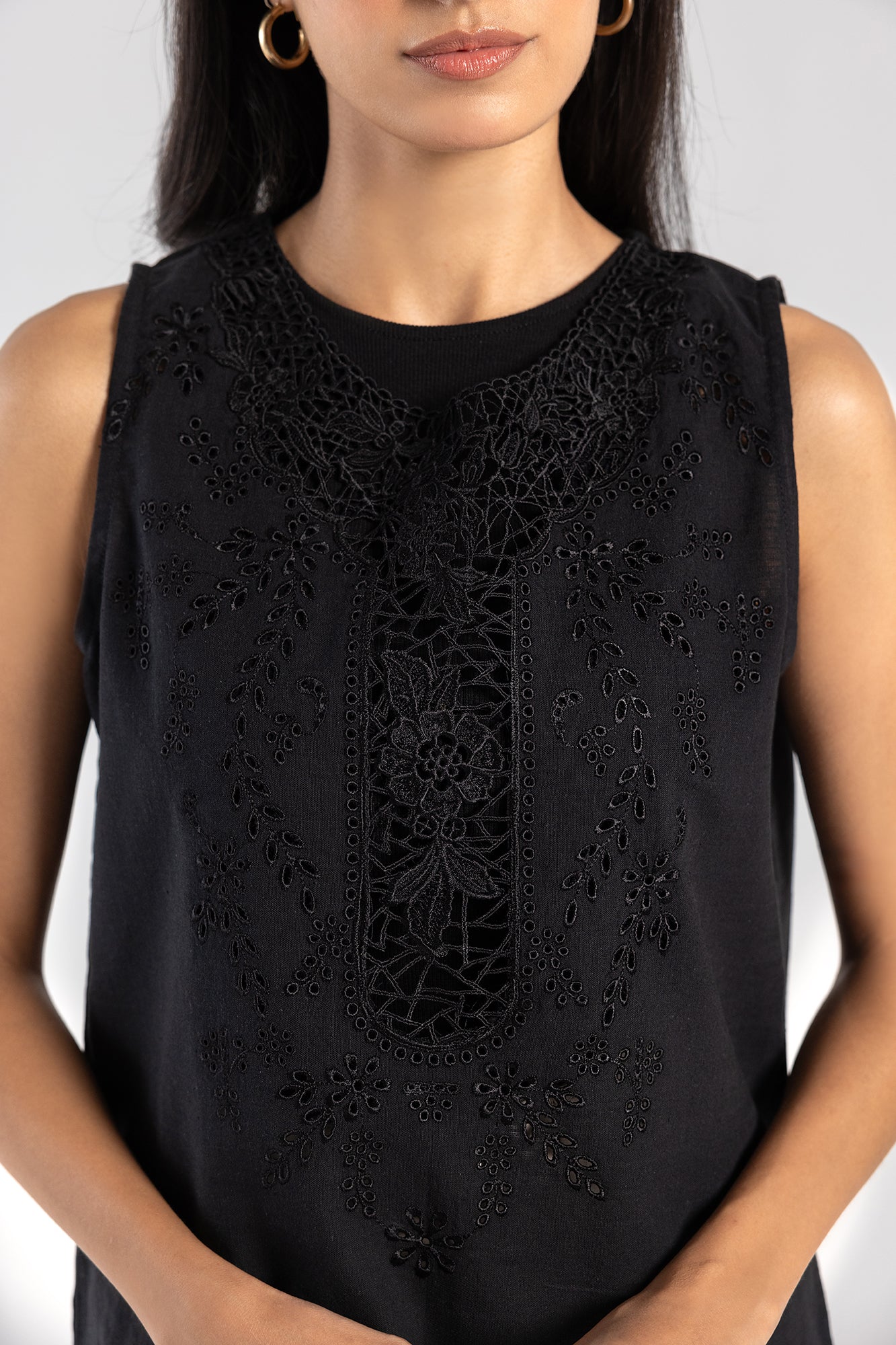 EMBROIDERED TOP (E1793/108/901)