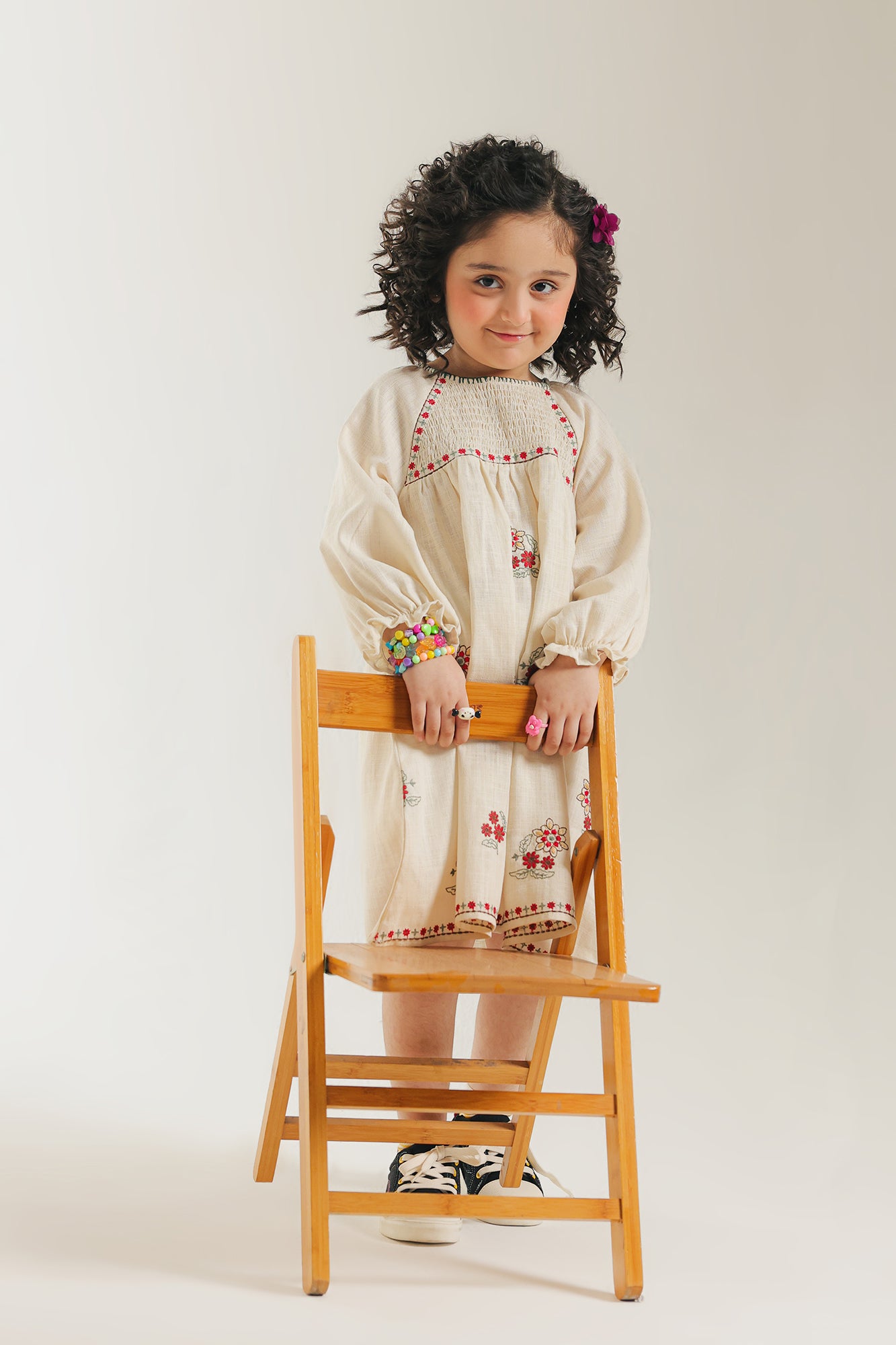 DRESS (E1829/301/002)