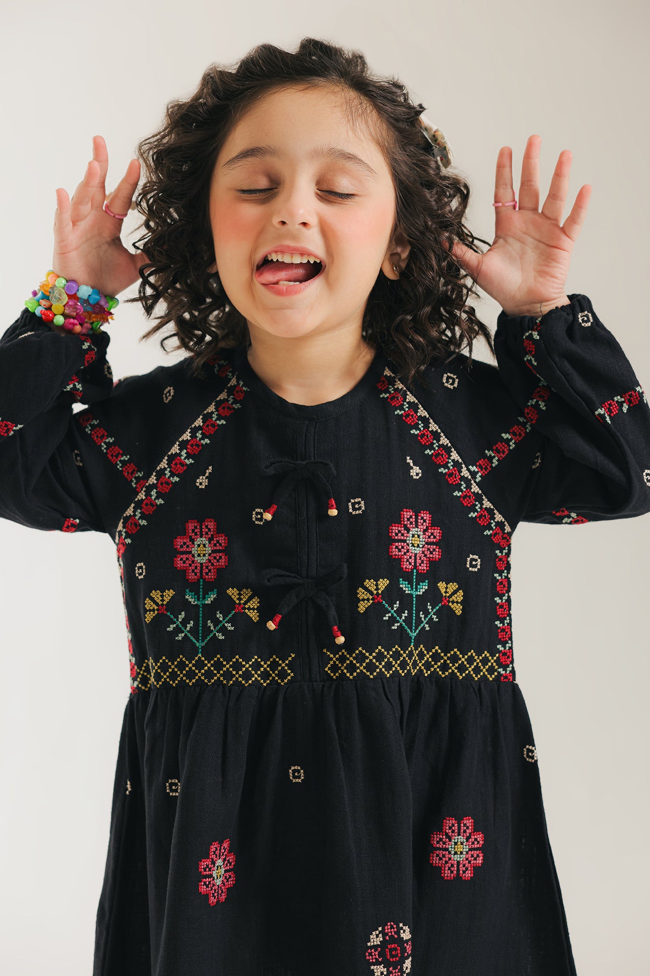 DRESS (E1835/301/902)