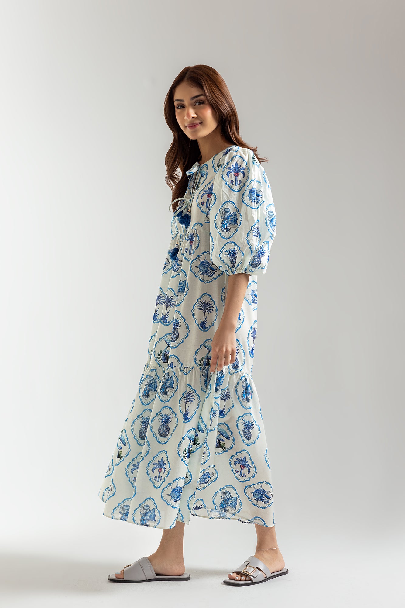 DRESS (E2263/108/002)