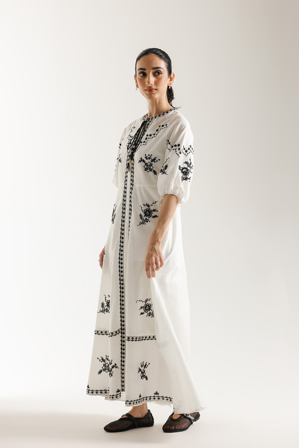 DRESS (E2306/108/001)