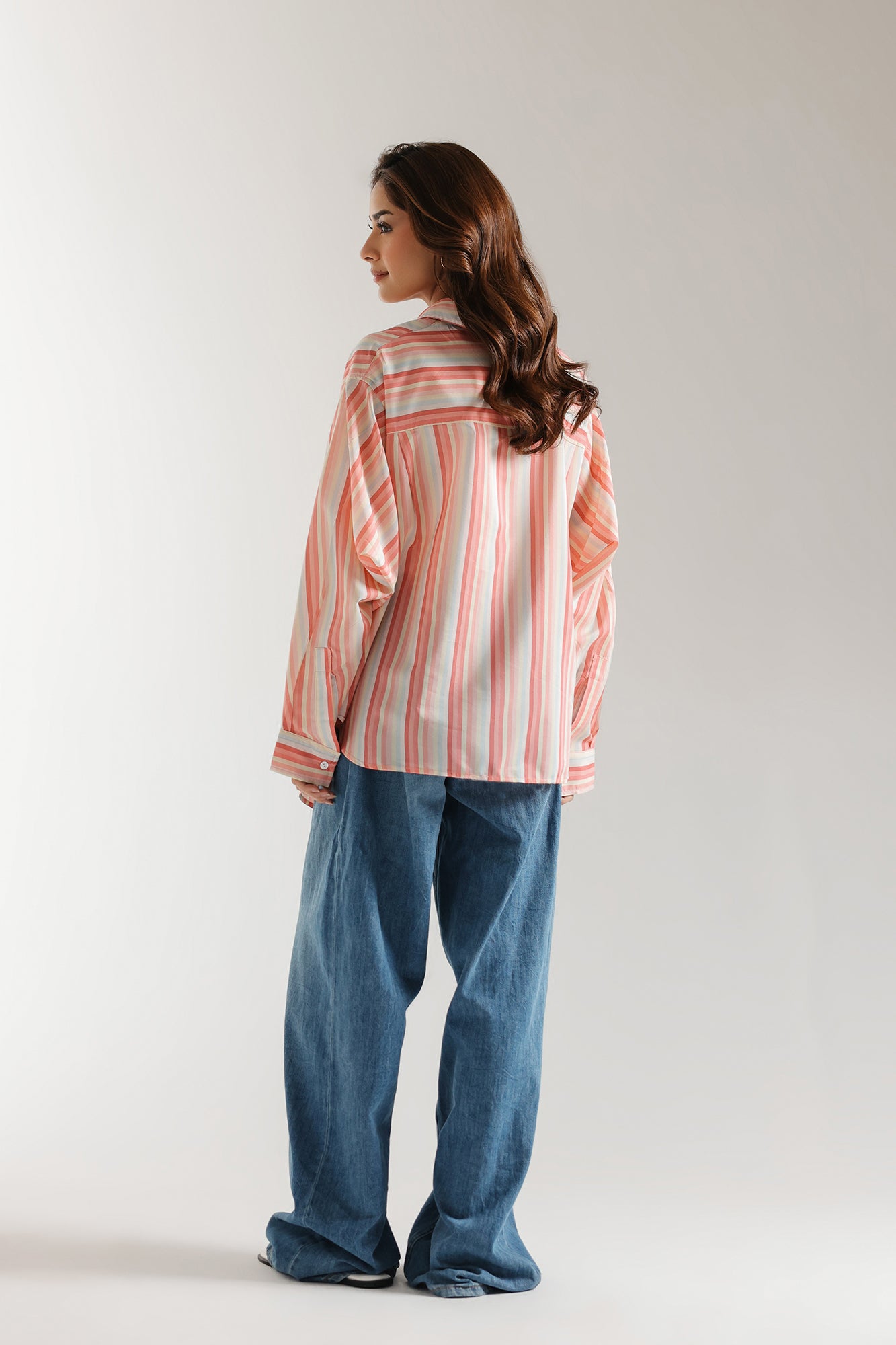 BUTTON DOWN STRIPED SHIRT (E2360/108/426)