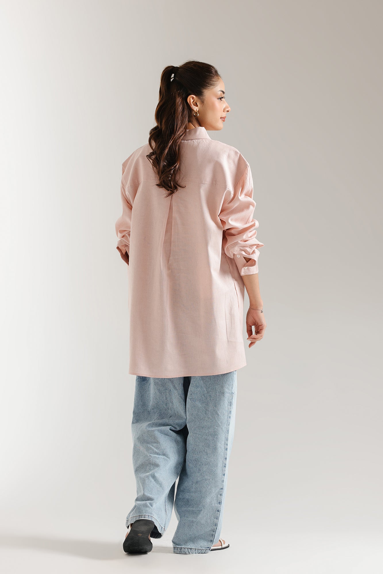 BUTTON DOWN SHIRT (E2367/108/413)