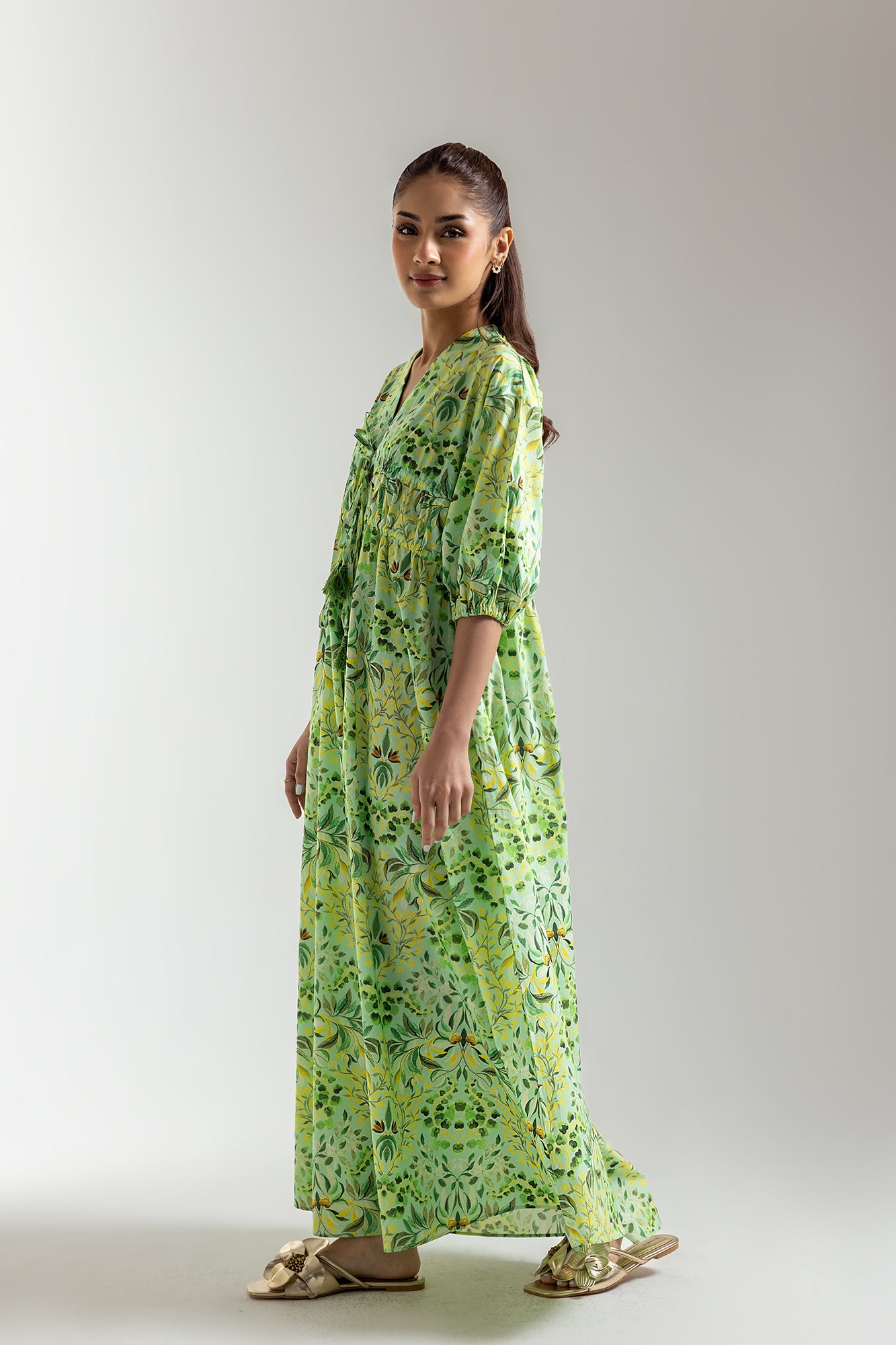 DRESS (E2374/108/130)