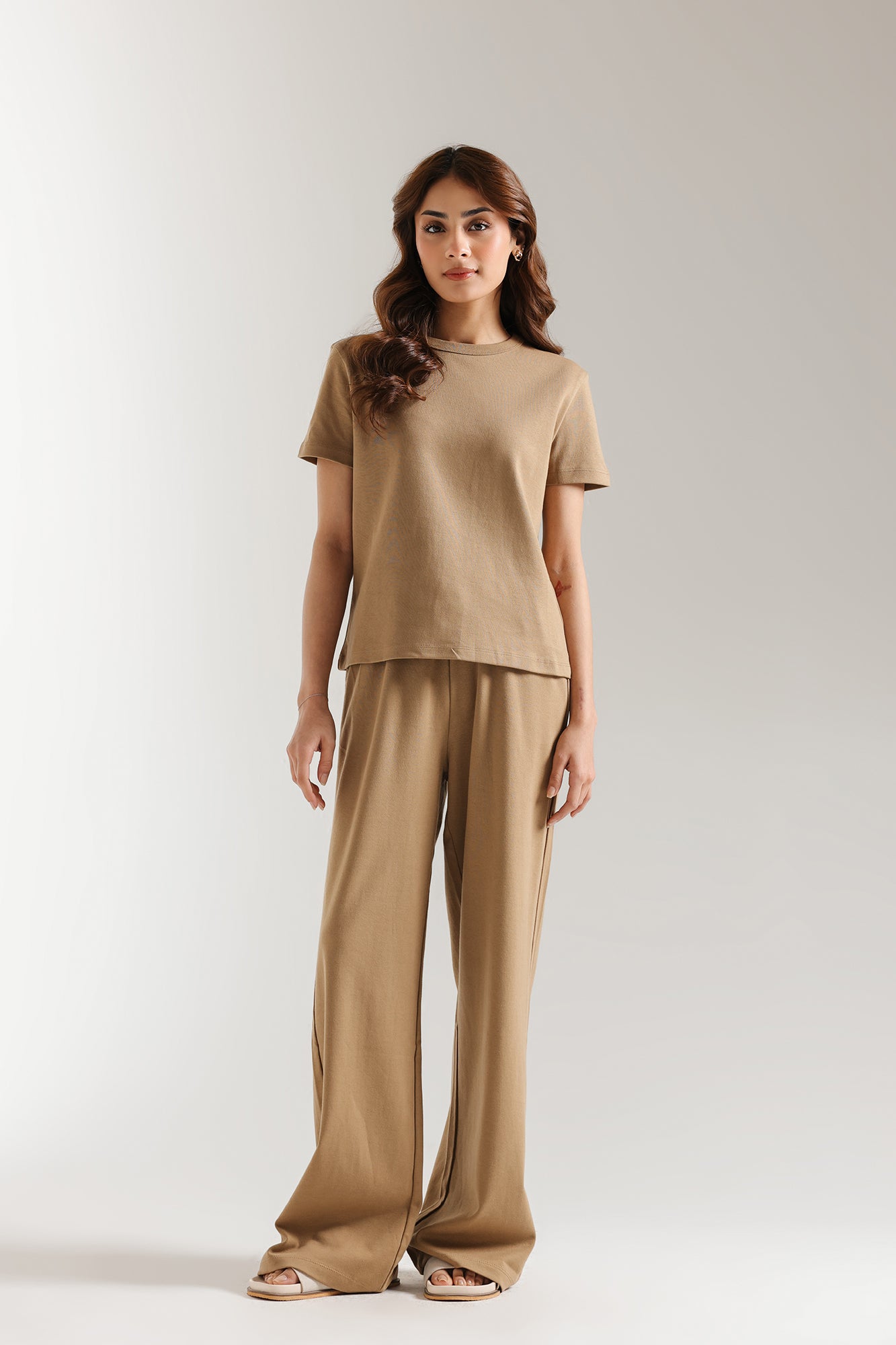SOLID T-SHIRT (E2400/108/806)