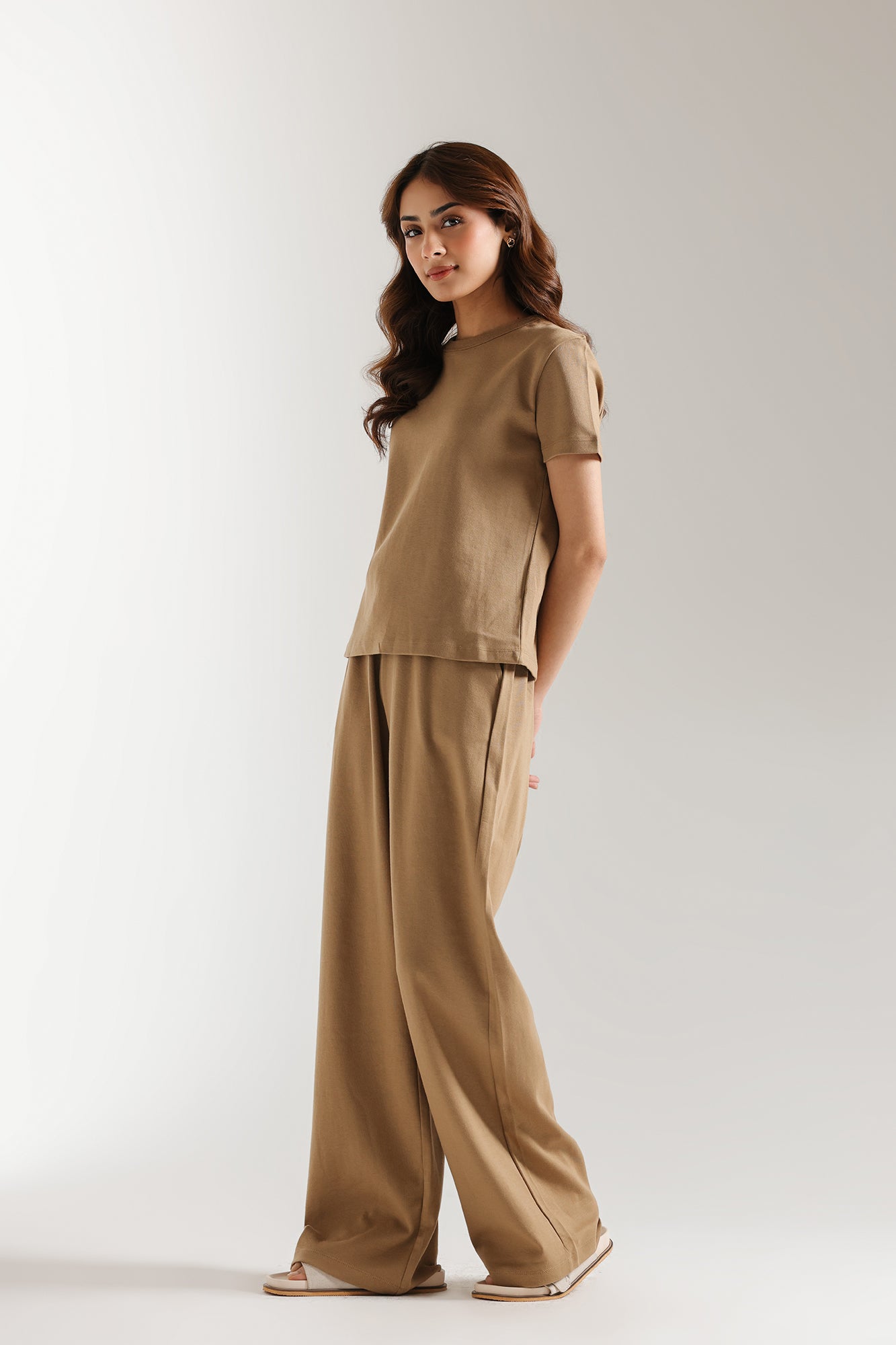 SOLID T-SHIRT (E2400/108/806)