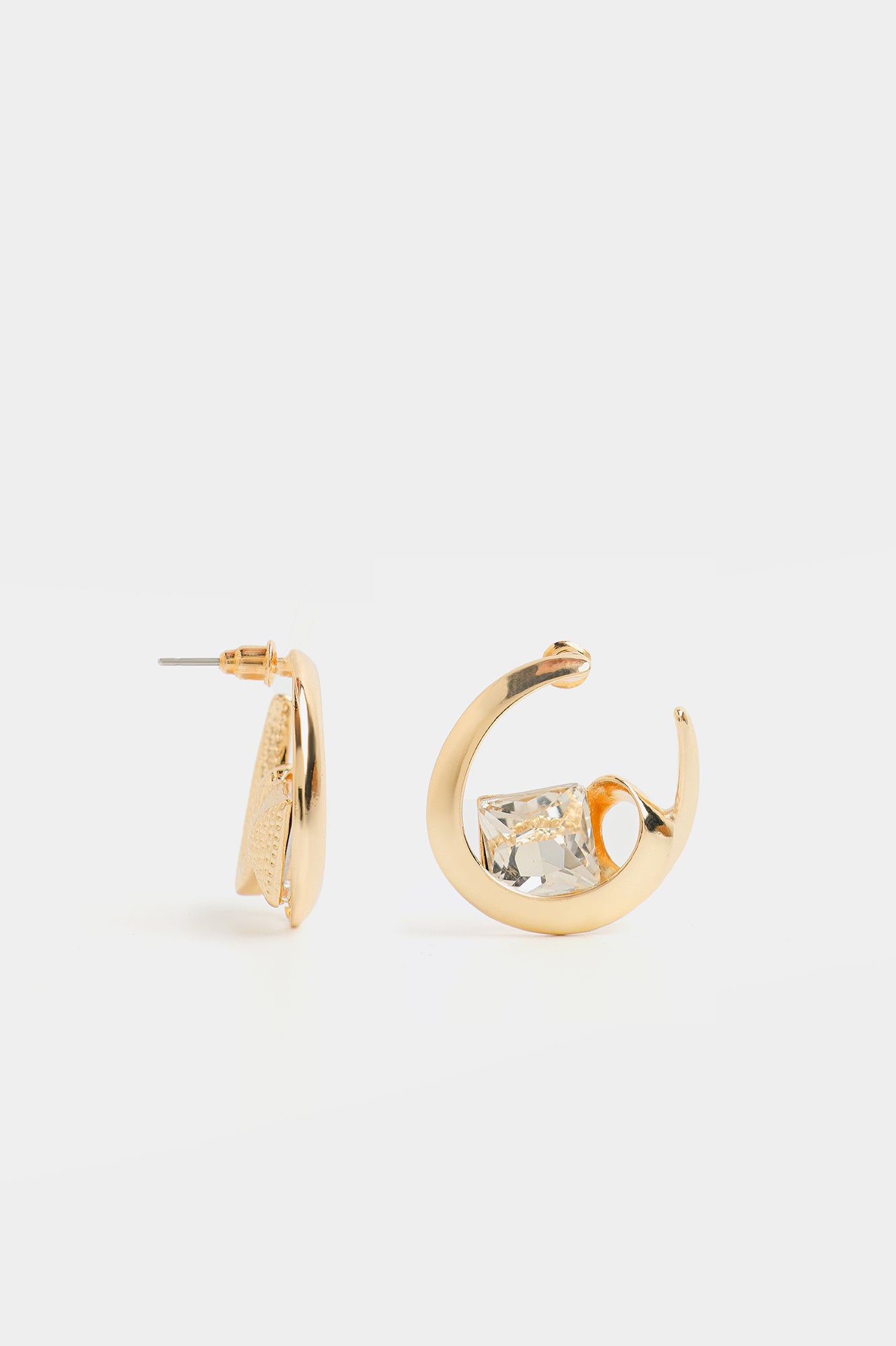 EARRINGS (E2411/110/131)