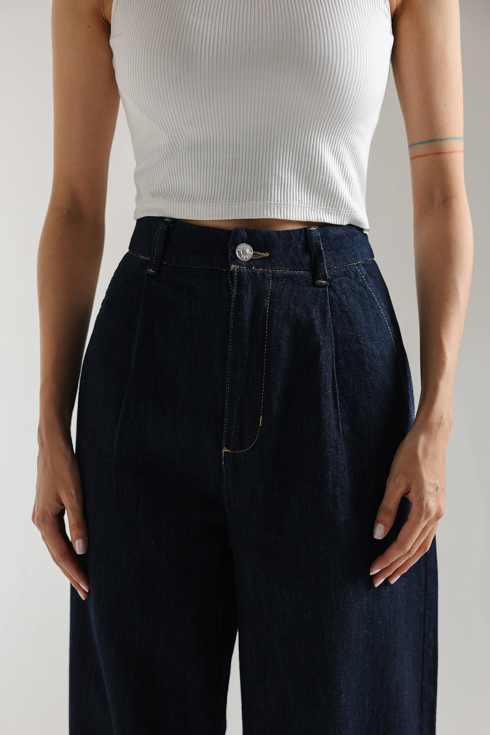 JEANS (E2461/108/618)