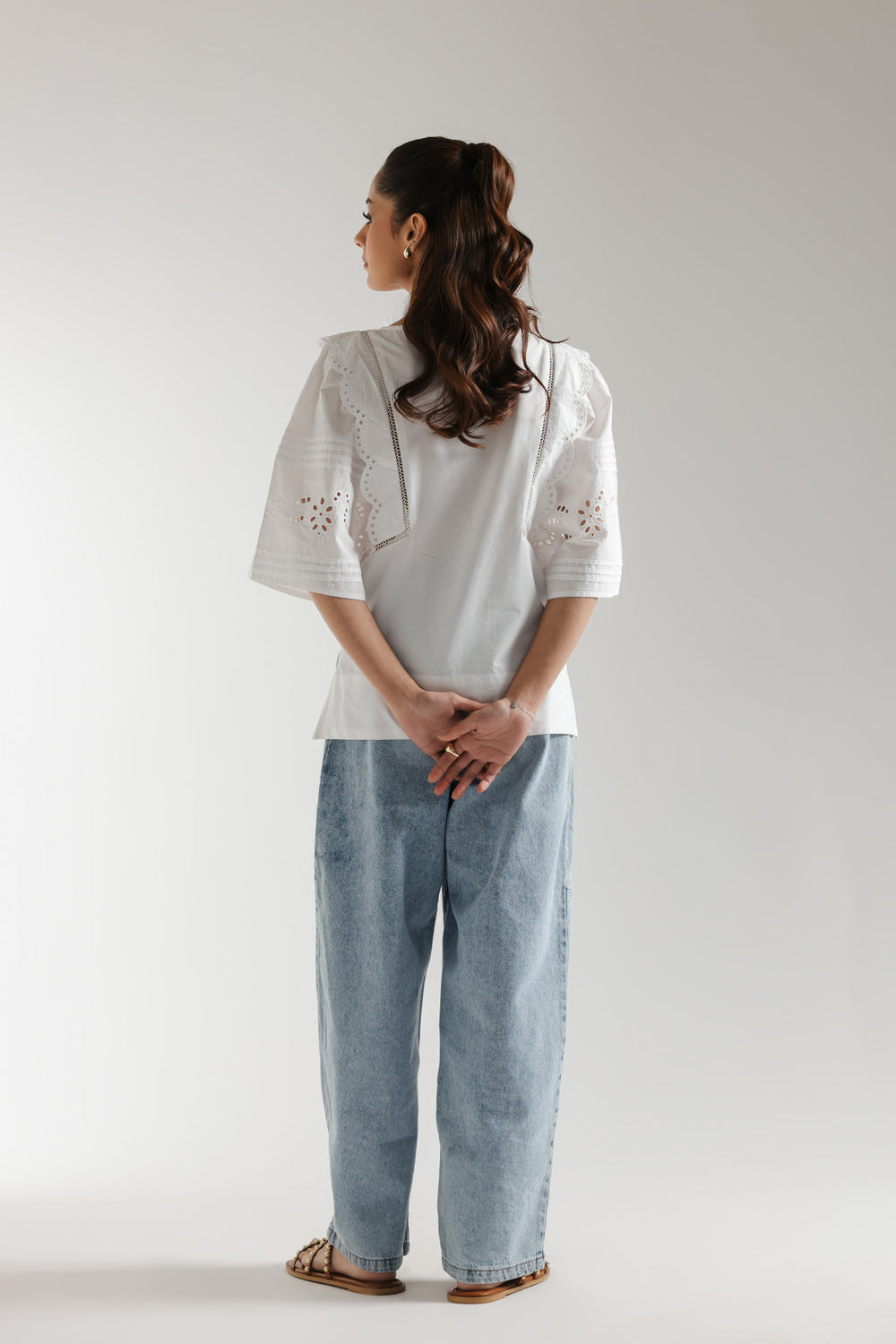 EMBROIDERED TOP (E2484/108/001)