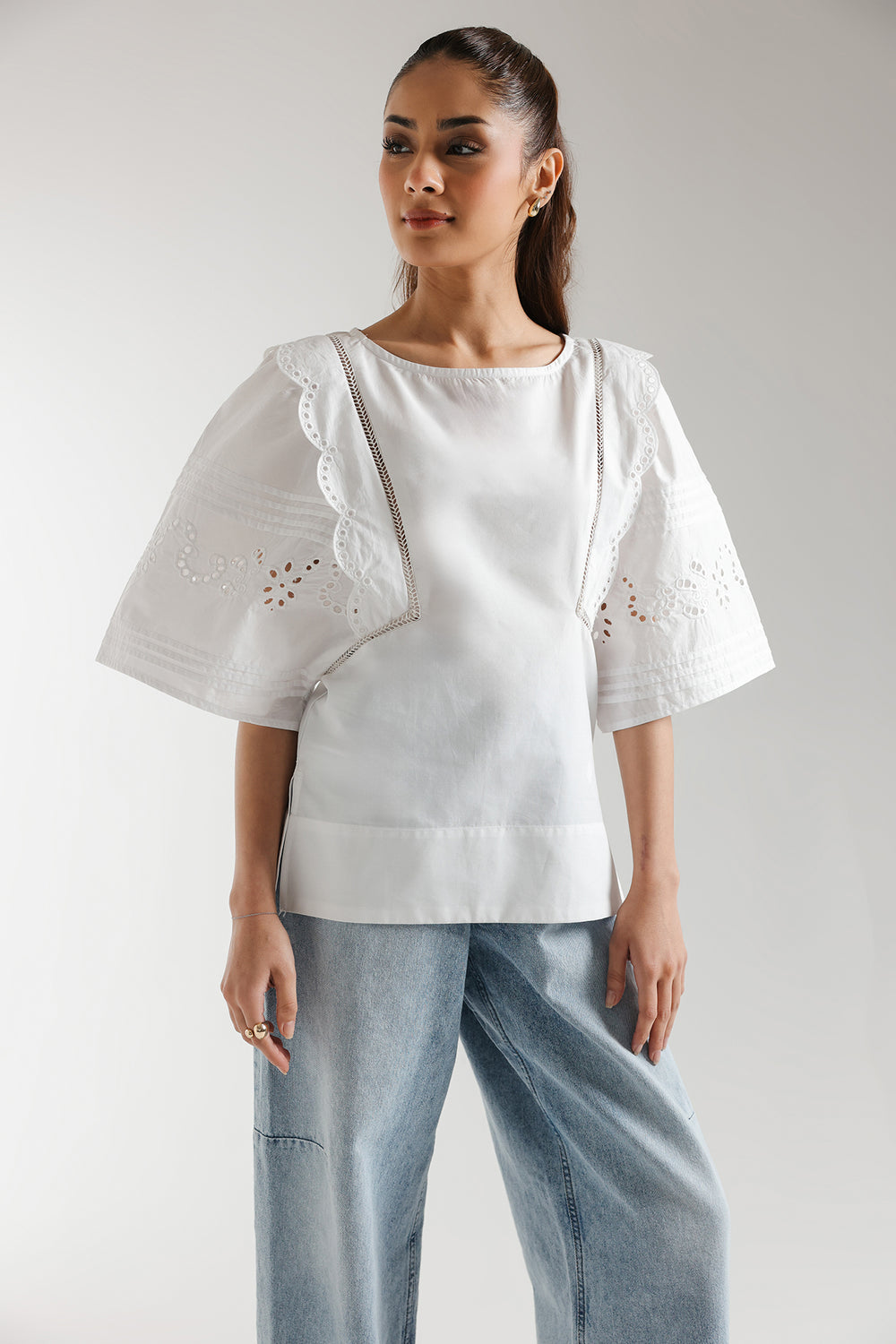 EMBROIDERED TOP (E2484/108/001)